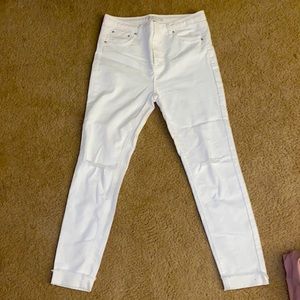 White skinny jeans with holes